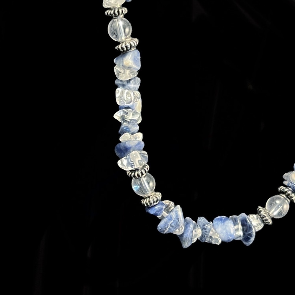 🌸Blue/ Clear/ Silver Stone/Beaded Necklace with Adj. Chain - Picture 2 of 4